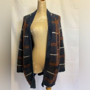 ModCloth size M stretchy plaid cardigan